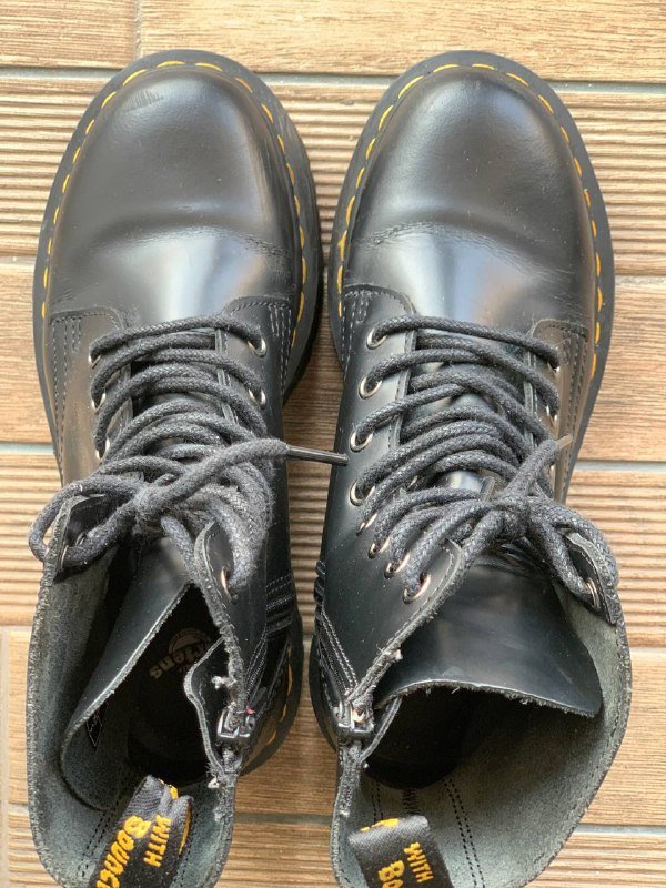 Ботинки Dr. Martens оригинал, размер 38 7