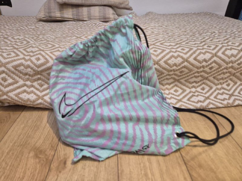 Футбольные бутсы Nike Phantom GX размер 40 3