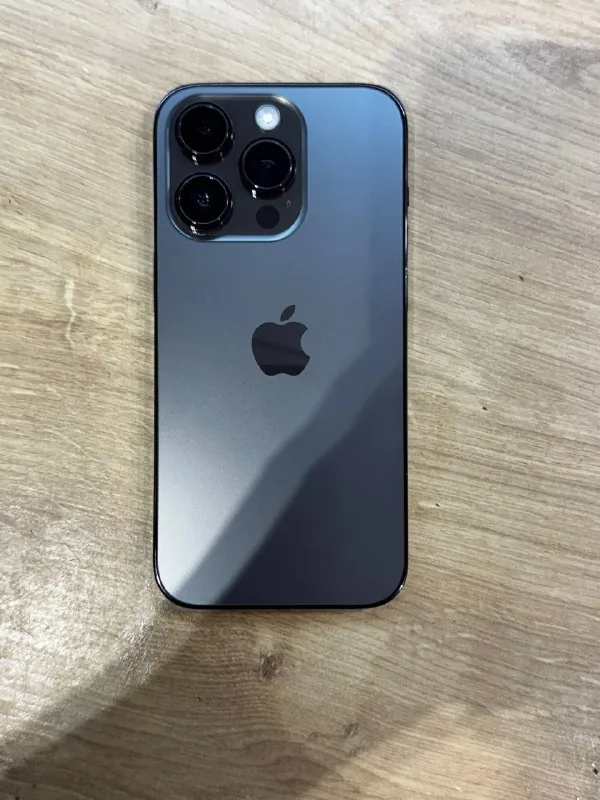 iPhone 14 Pro 256 ГБ 1