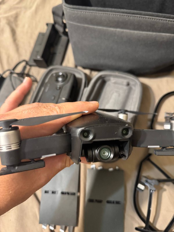 Дрон DJI MAVIC AIR 3