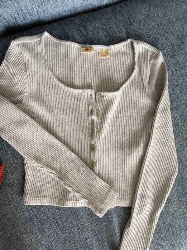 Levi’s женские кофты 1