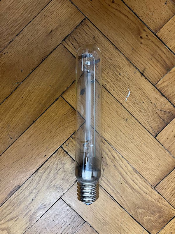 LUMAXPROF 400W bulb, PROTUBEE 125S reflector 4