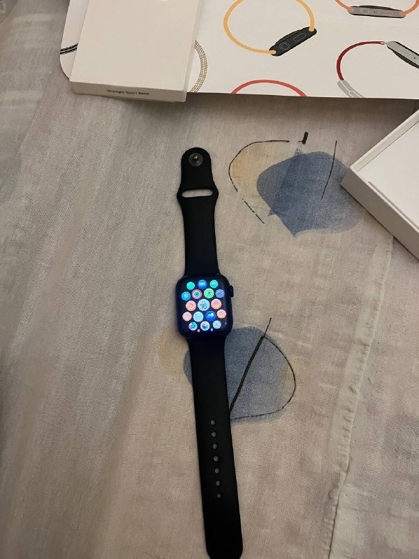 Apple Watch 7 series 5