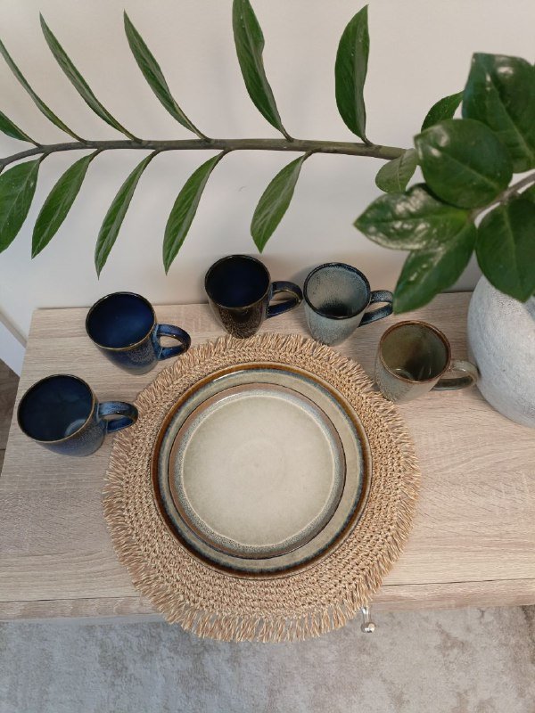 Керамические тарелки и кружки новые 4