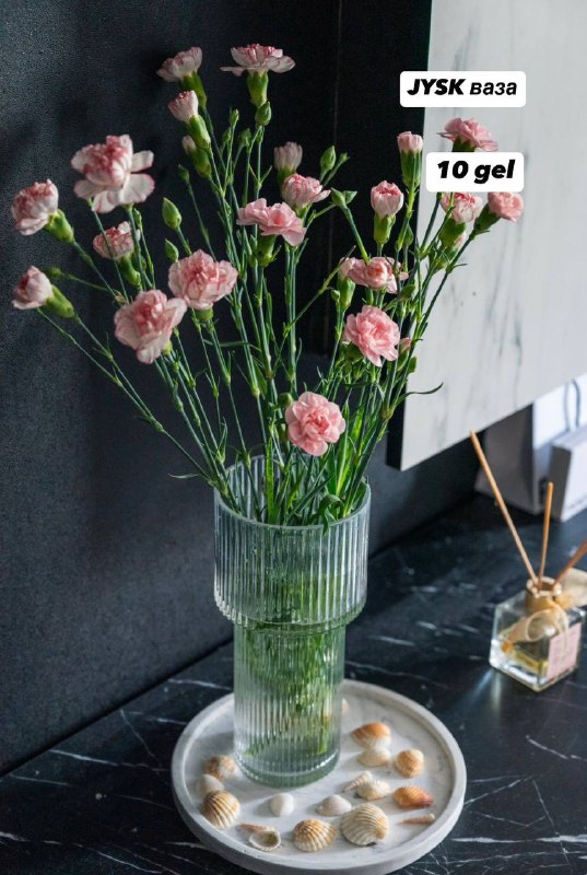 Фломастеры, теннисные мячи, соковыжималка, альбом, духовой шкаф, ваза 6