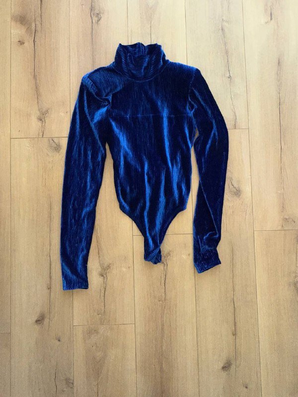 Пуховик зимний, Пуховик Puma, Куртка Zara, Худи Nike, Боди, Мужские джинсы, Футболка 5