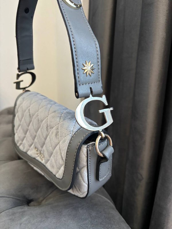 Coach, Guess, Parfois клатчи и сумки 5