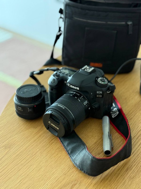 Canon 80D камера, 50mm, 18-55mm, 3 SD 32Gb карты 7