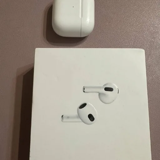 AirPods 3