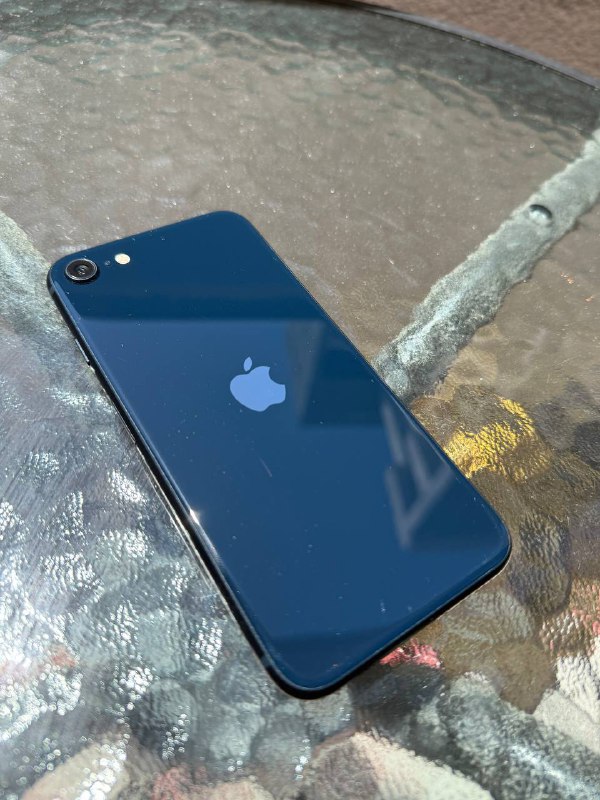 Iphone SE 3rd gen 64GB Midnight 2