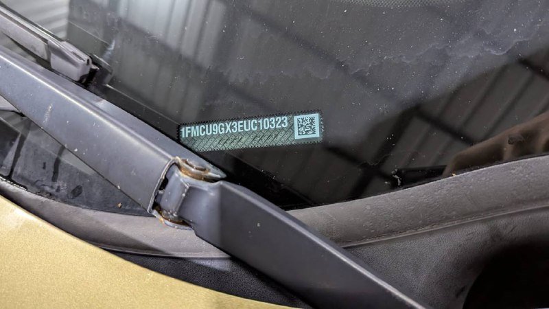 Ford Escape 1.6 2015 бензин полный привод 5