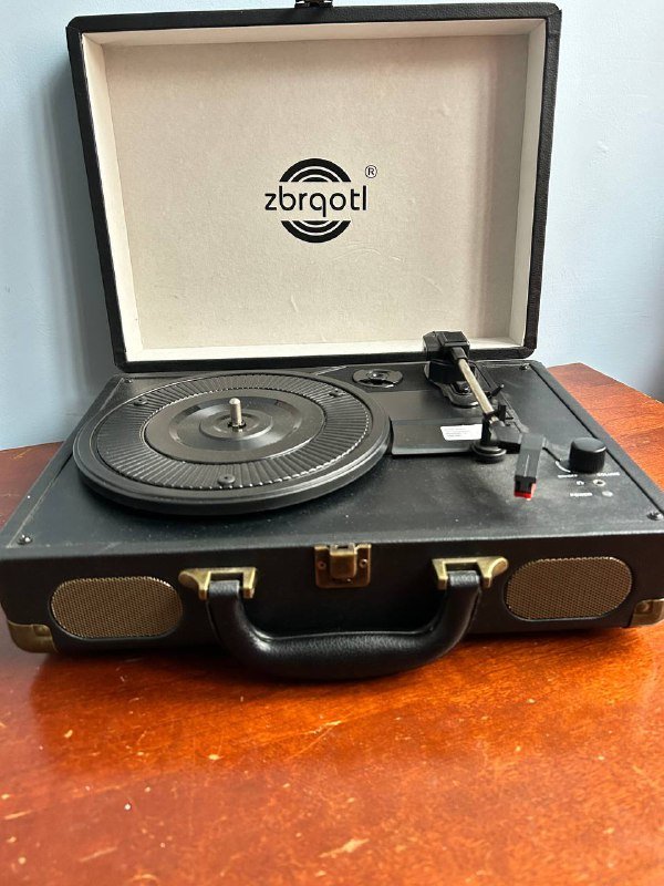 Виниловый проигрыватель 3