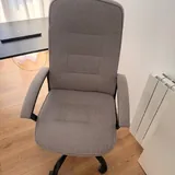 Компьютерный стол, кресло 7