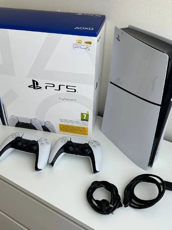Sony PlayStation 5 Slim с двумя DualSense 1