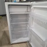 Маленький холодильник Hyundai 2