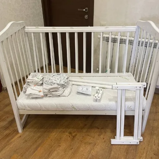 Детская кровать Labebe, матрас, постельное белье