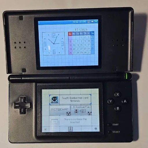 Nintendo DS Lite