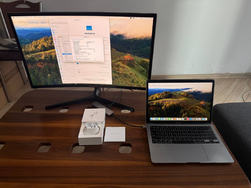 Монитор AOC, Монитор Samsung, MacBook Air 13 M1, Apple AirPods Pro 2