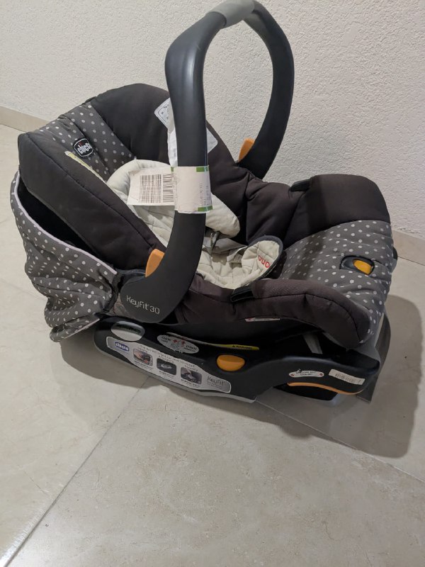 Автокресло Chicco KeyFit 30, Автокресло Evenflo LiteMax, Кенгуру Diva Milano, Люлька и манеж Maxi-Cosi Swift 3-в-1 2