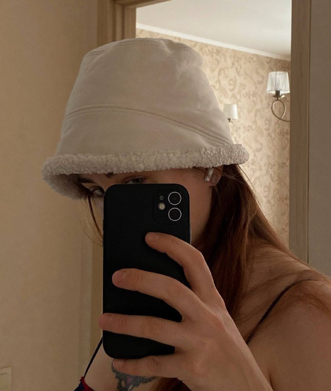 Тёплая панама кремового цвета 2