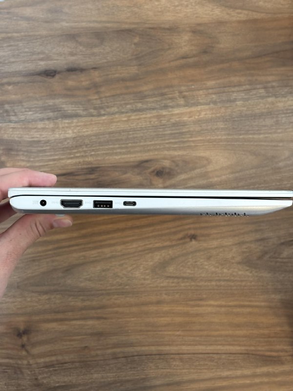 Ноутбук Asus Vivobook s330fa 8