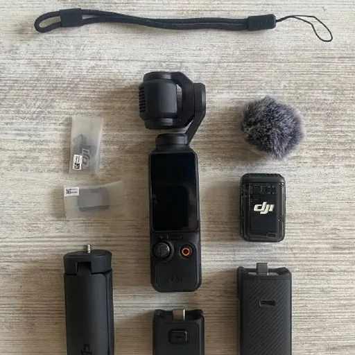 DJI Osmo Pocket 3 Pro Creator Combo