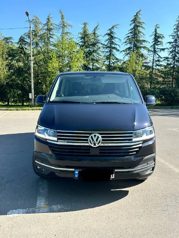 Volkswagen Multivan 1