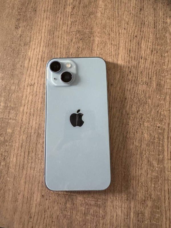 iPhone 14 in excellent condition 4