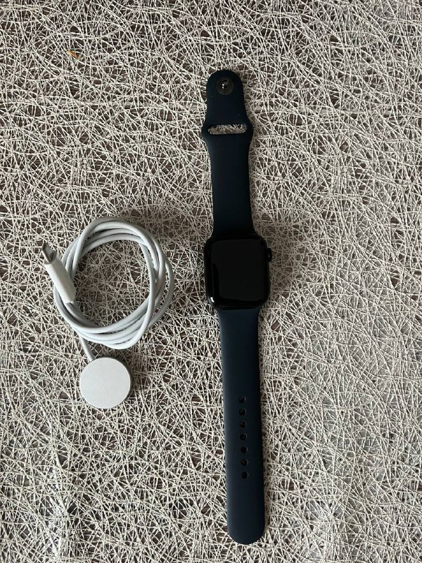iPhone 14 Pro 128, Apple Watch 9 41 4
