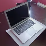 MacBook Air 13-inch 2017 1