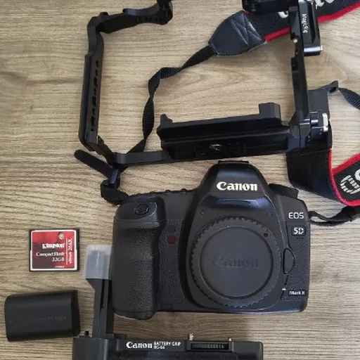 Canon 5D Mark II камера, ручка, клетка, флешка