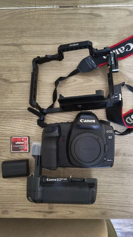Canon 5D Mark II камера, ручка, клетка, флешка 1