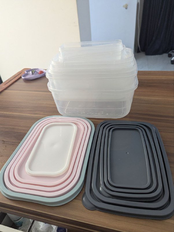 Пластиковые контейнеры разного размера 10 шт