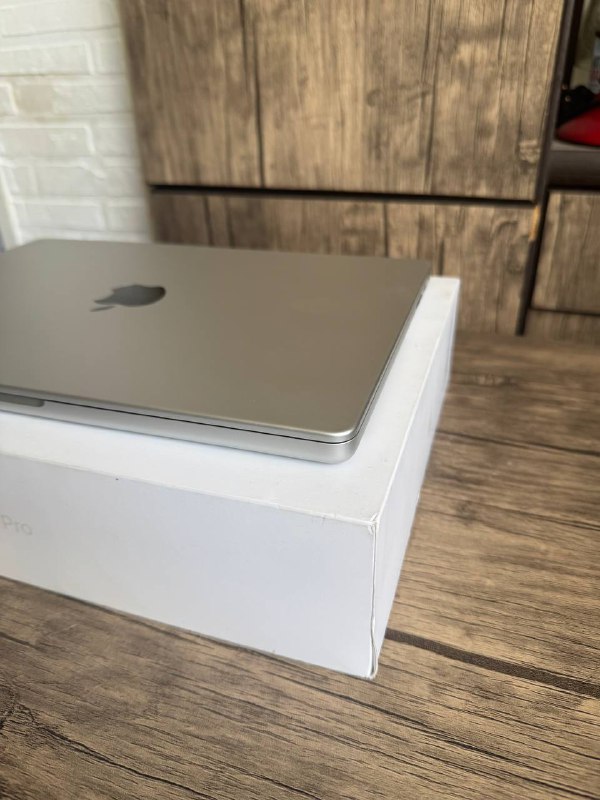 Macbook Pro 14 Inch 2023 M3 8/512 3
