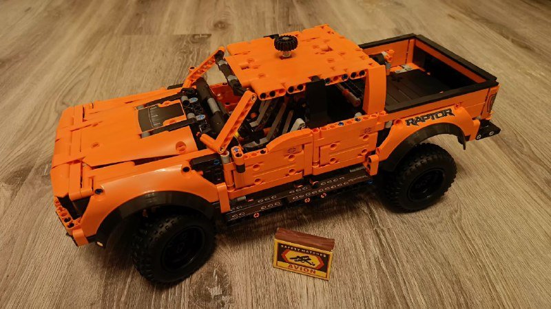 Lego Ford F 150 Raptor 1379 деталей набор