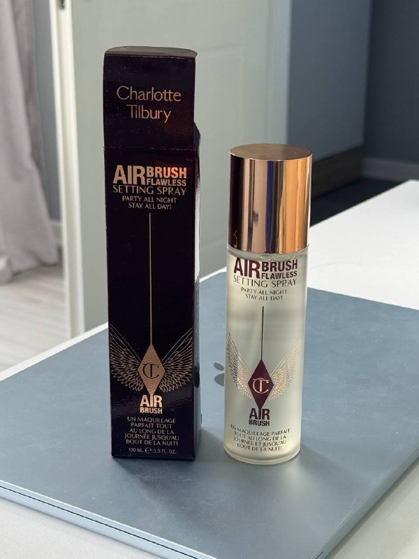 Фиксатор для макияжа Charlotte Tilbury Airbrush Flawless Setting Spray 100мл