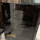 Игровой ПК с монитором, клавиатурой и мышью 2