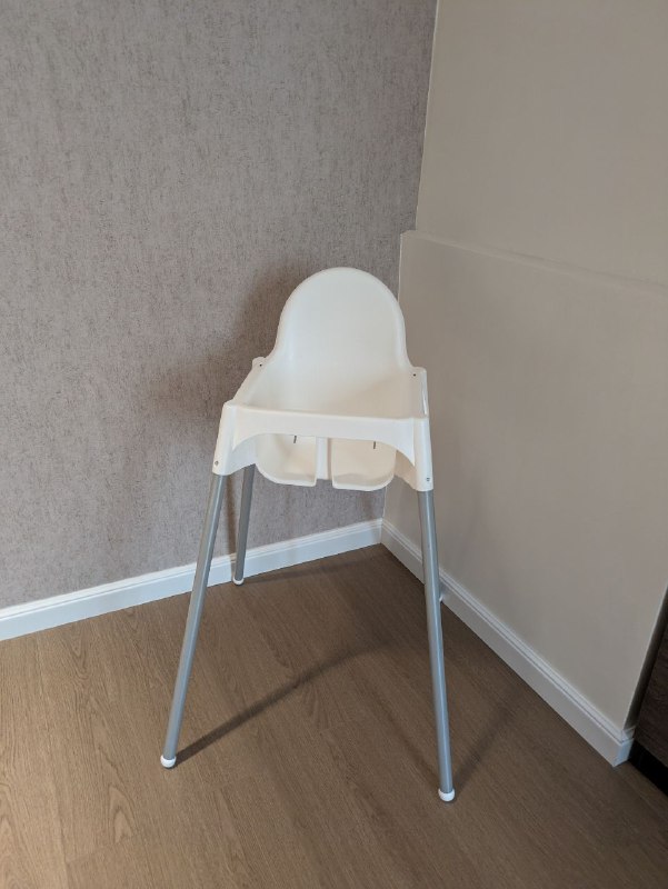 Стул IKEA Antilop, шатёр детский, машинка мусоровоз, игрушки, костюм плавательный