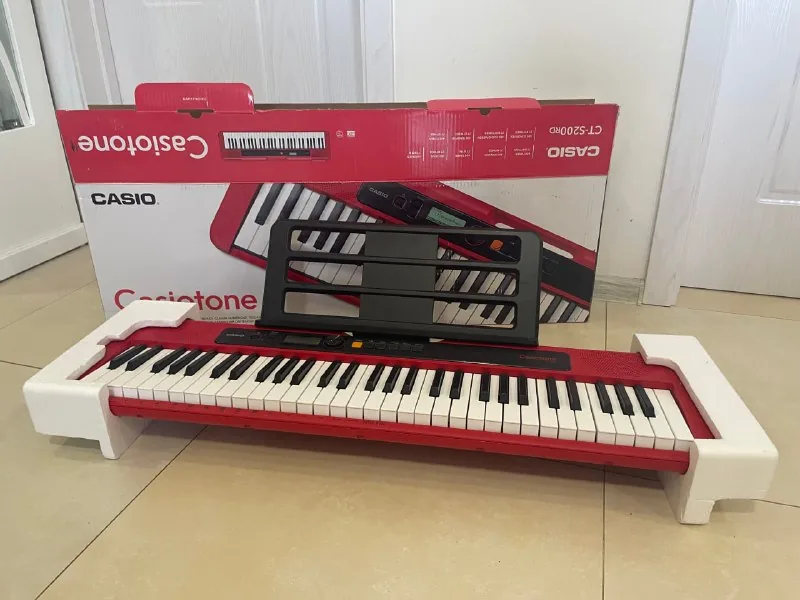Синтезатор Casio CT-S200RD