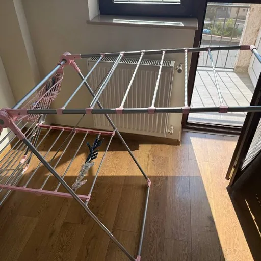 Folding clothes drying rack