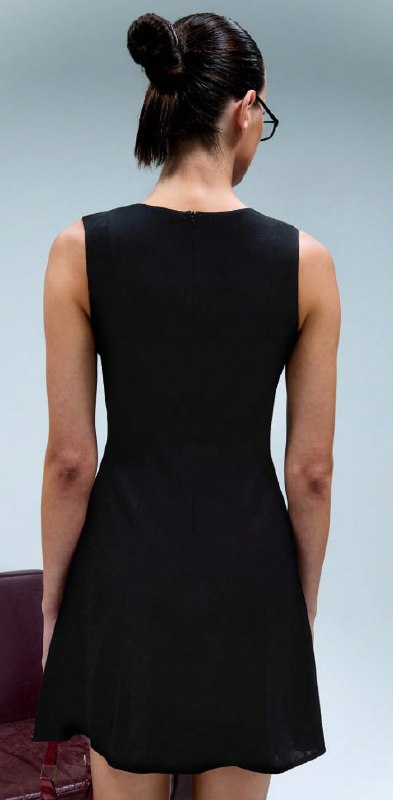 Платье с декоративными крючками, размер S 2