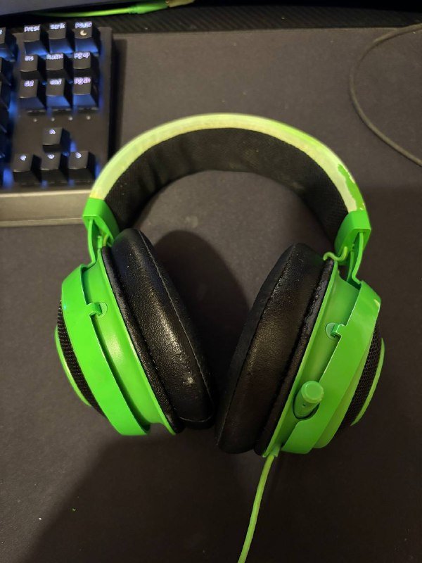 Клавиатура Razer Blackwidow v3 tkl, наушники Razer Kraken 4