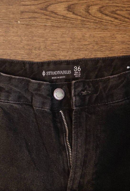 Джинсы черные Stradivarius 2