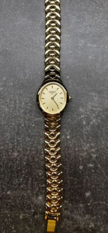 Часы Tissot T-Lady Gold кварцевые