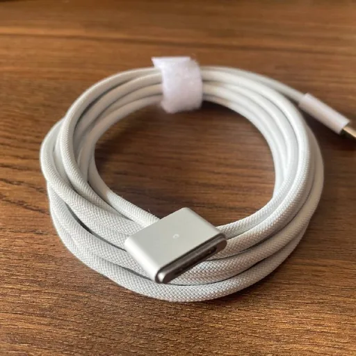 ახალი MagSafe 3-ის მაგნიტური დამტენი კაბელი MacBook-ისთვის
