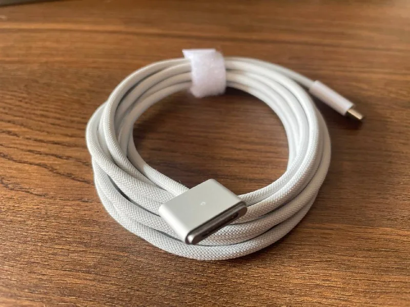 ახალი MagSafe 3-ის მაგნიტური დამტენი კაბელი MacBook-ისთვის 1