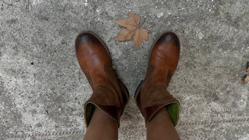Leather boots size 38 5