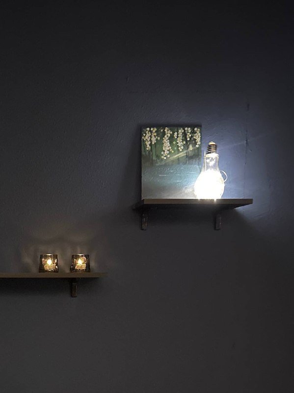 Лампочка с гирляндой, Вазочка