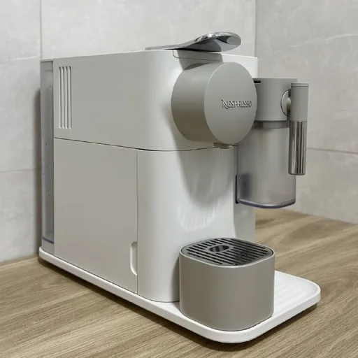 Nespresso De'Longhi Lattissima One