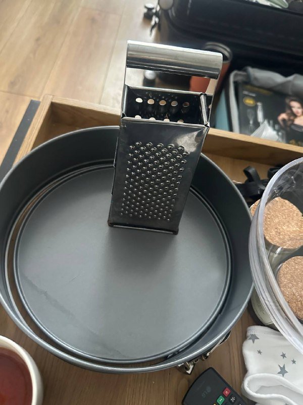 Форма для выпекания разъемная, терка, салатница